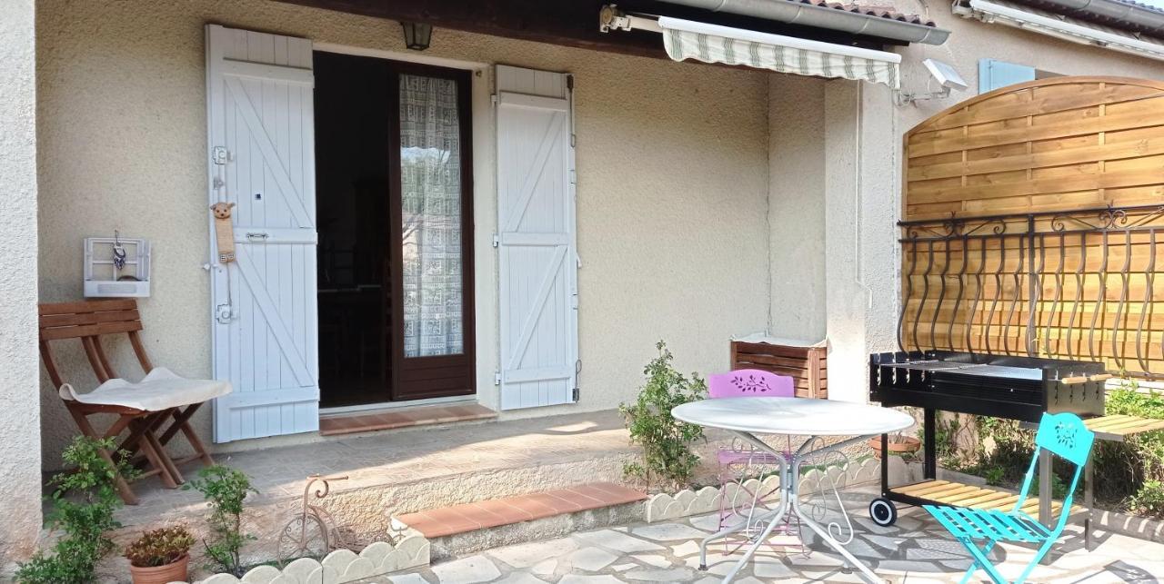 Au Coeur De La Provence Verte 勒卡内代莫尔 外观 照片